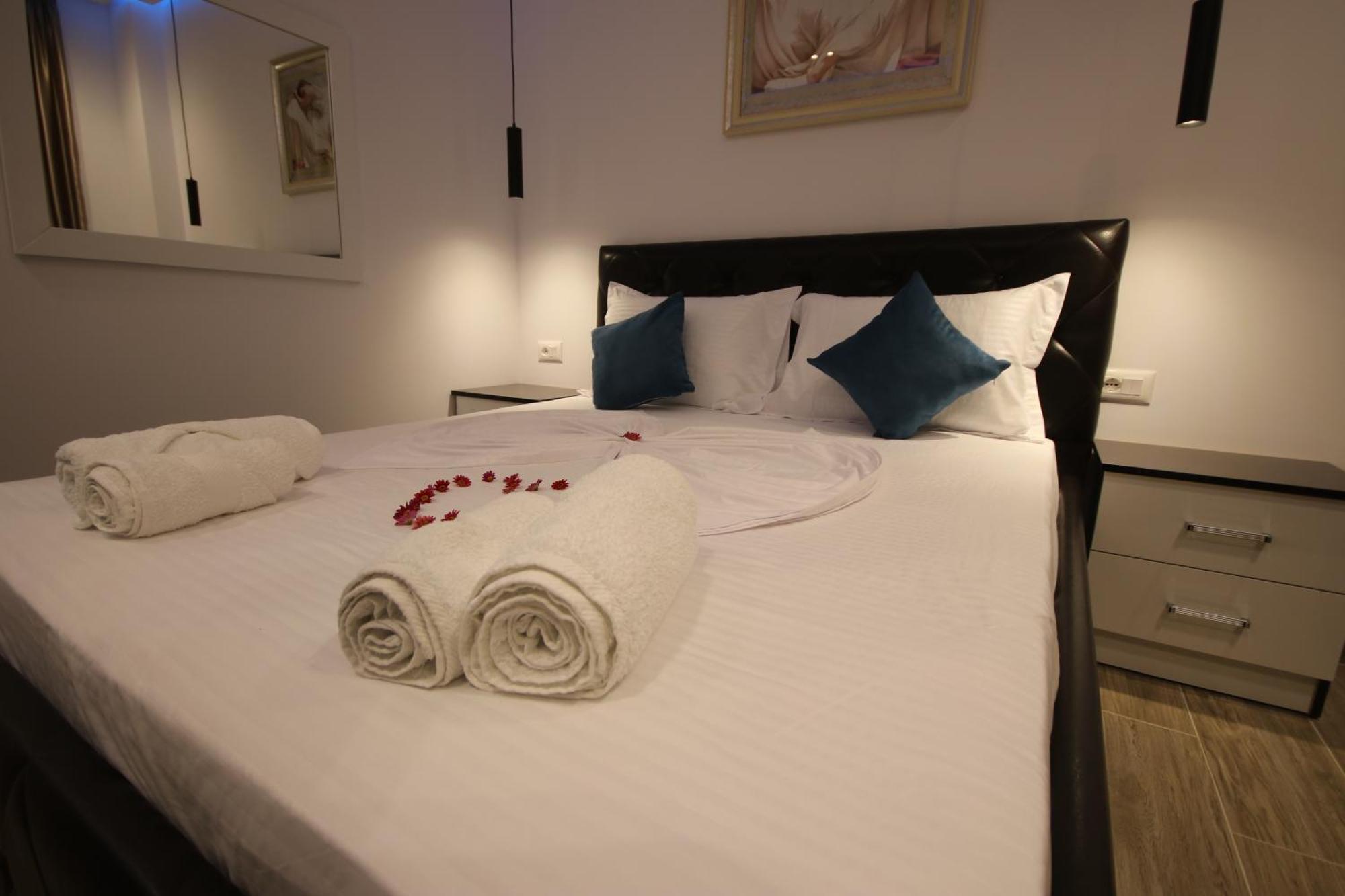 Klea Rooms Himarë Dış mekan fotoğraf